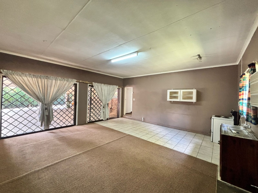 4 Bedroom Property for Sale in Van Der Hoff Park North West